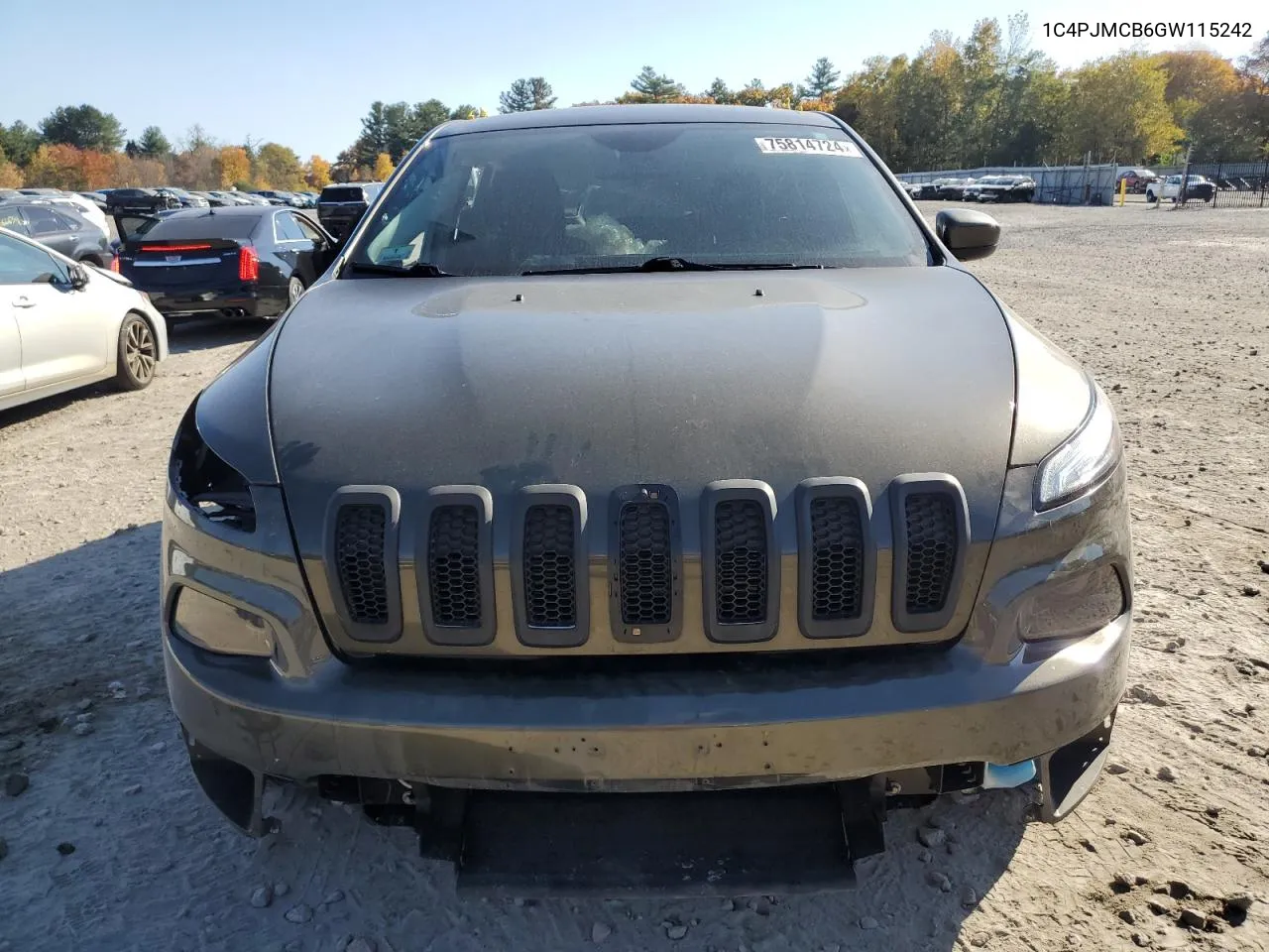 2016 Jeep Cherokee Latitude VIN: 1C4PJMCB6GW115242 Lot: 75814724