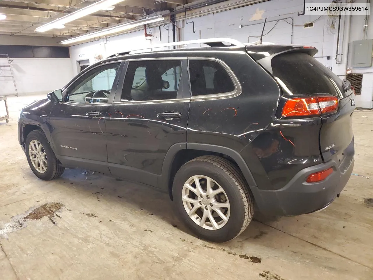 2016 Jeep Cherokee Latitude VIN: 1C4PJMCS9GW359614 Lot: 76370864