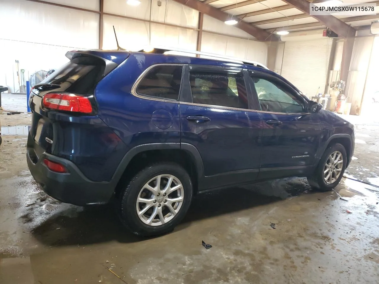 2016 Jeep Cherokee Latitude VIN: 1C4PJMCSXGW115678 Lot: 76872014