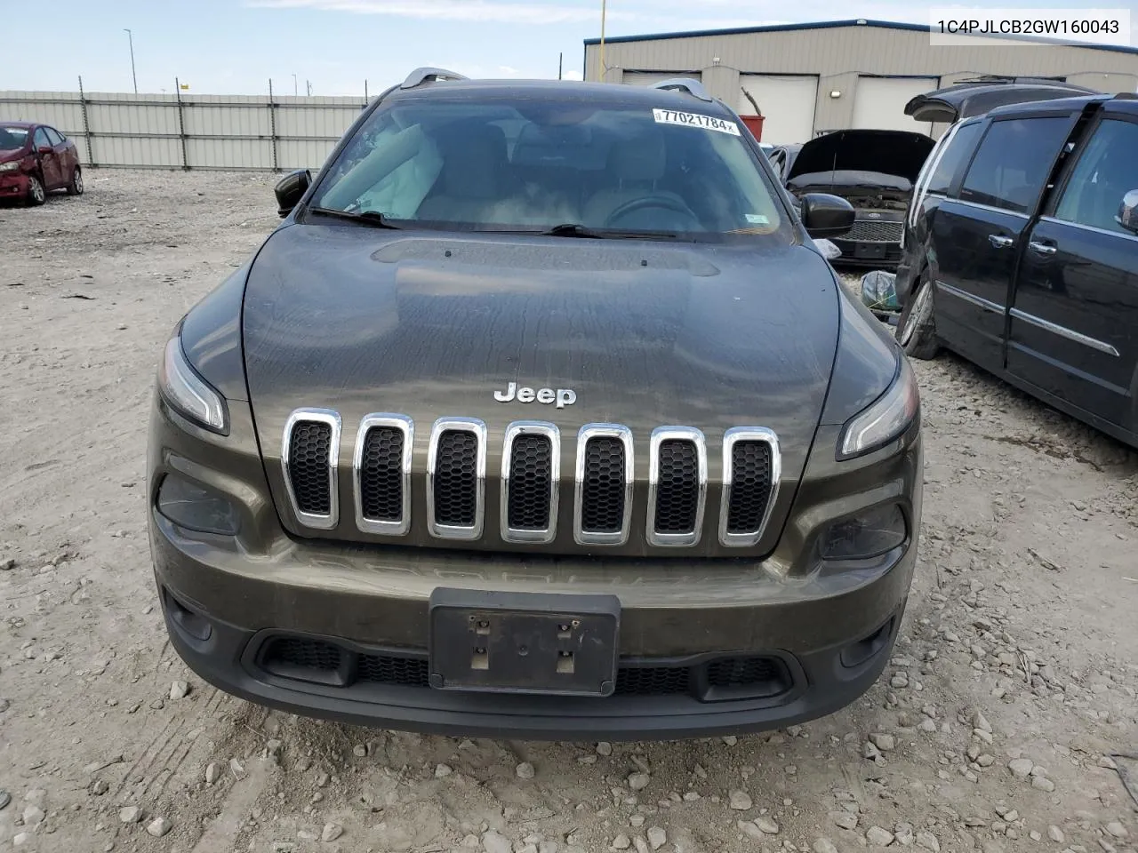 2016 Jeep Cherokee Latitude VIN: 1C4PJLCB2GW160043 Lot: 77021784