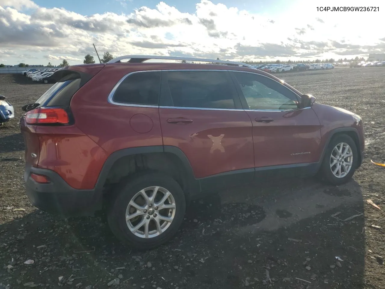 2016 Jeep Cherokee Latitude VIN: 1C4PJMCB9GW236721 Lot: 77040664