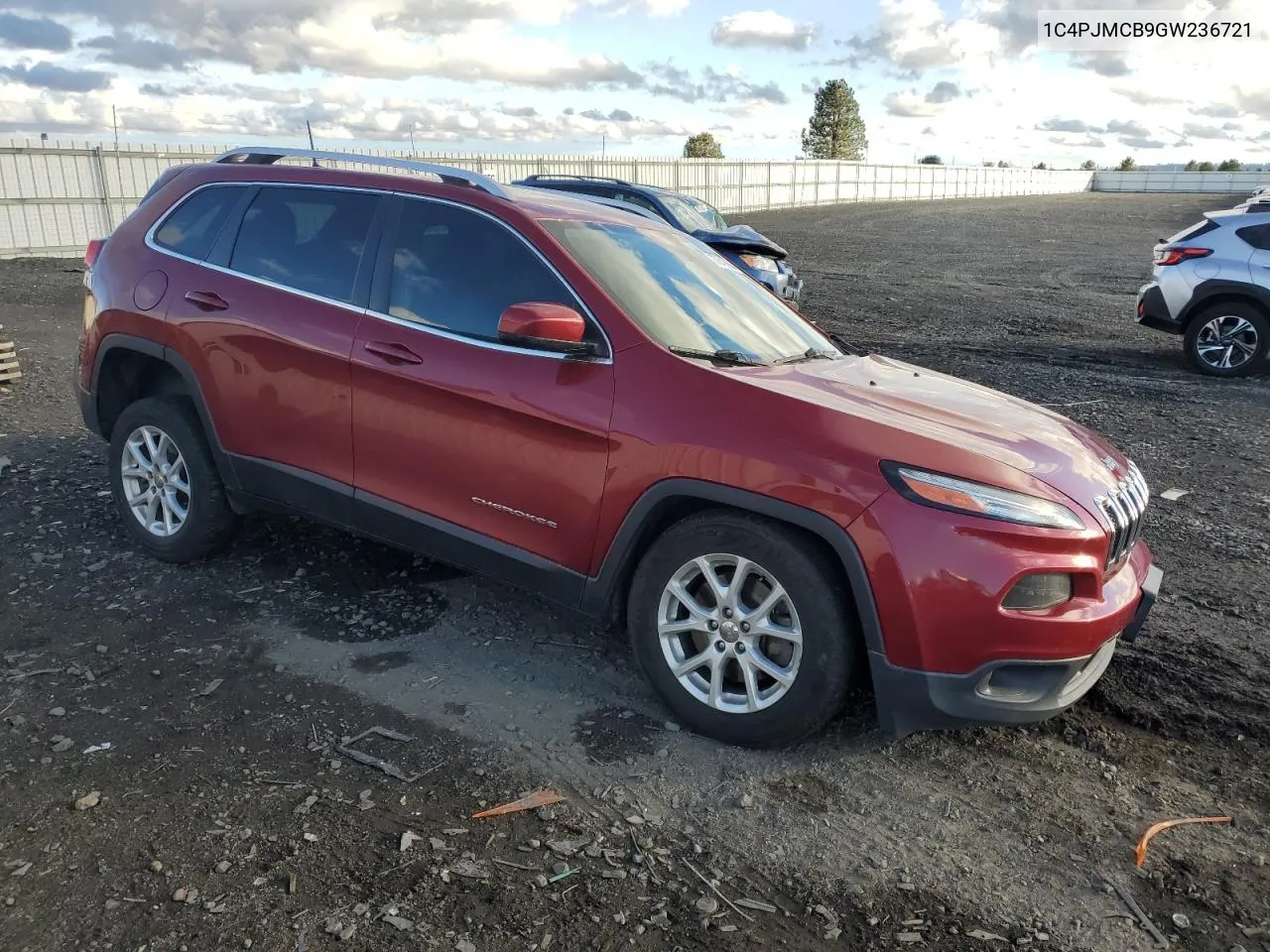 2016 Jeep Cherokee Latitude VIN: 1C4PJMCB9GW236721 Lot: 77040664