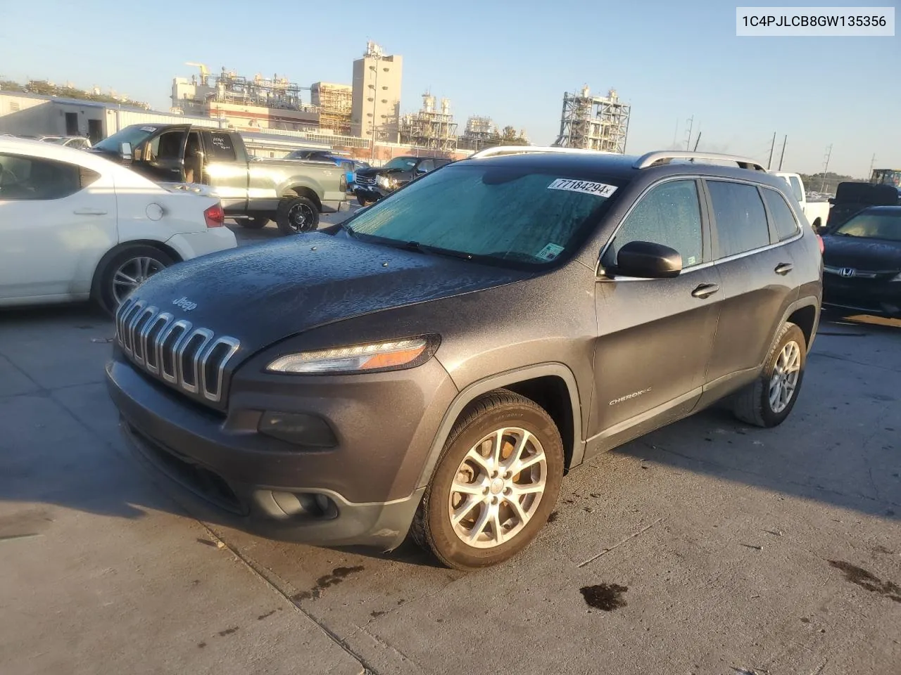 2016 Jeep Cherokee Latitude VIN: 1C4PJLCB8GW135356 Lot: 77184294