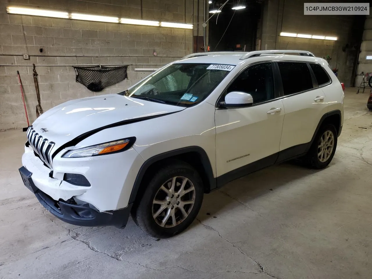 2016 Jeep Cherokee Latitude VIN: 1C4PJMCB3GW210924 Lot: 77305034