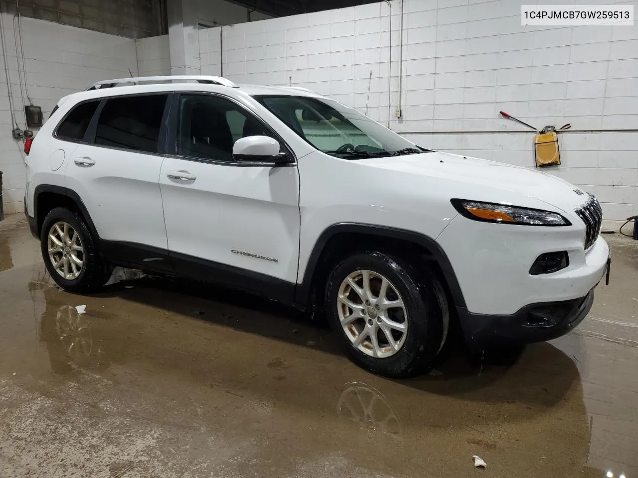 2016 Jeep Cherokee Latitude VIN: 1C4PJMCB7GW259513 Lot: 77698994