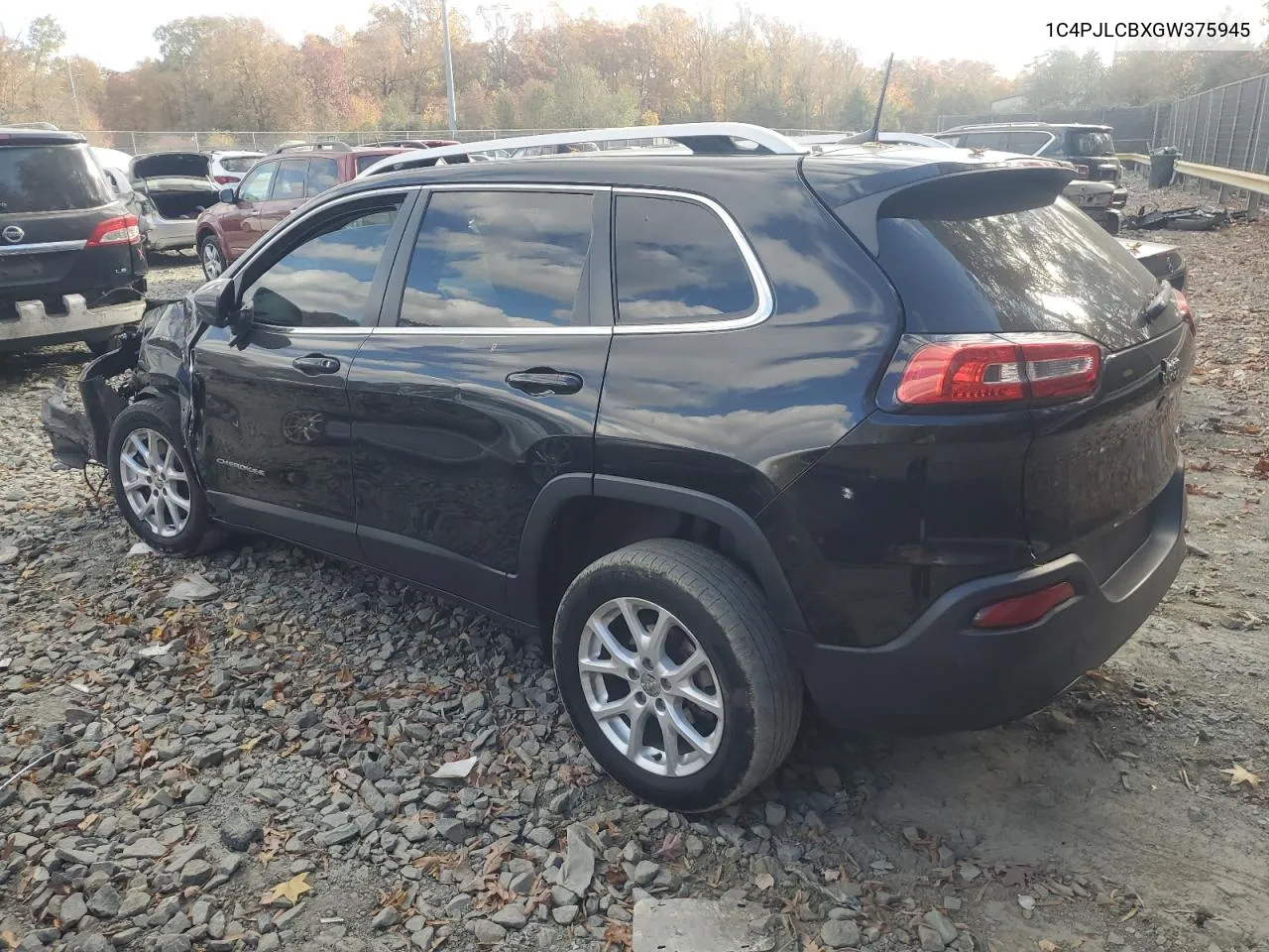 2016 Jeep Cherokee Latitude VIN: 1C4PJLCBXGW375945 Lot: 79380624