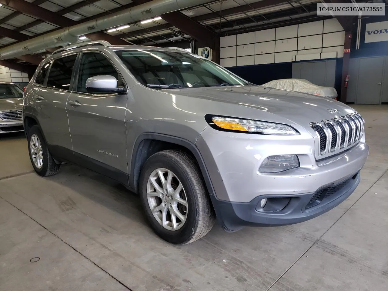 2016 Jeep Cherokee Latitude VIN: 1C4PJMCS1GW373555 Lot: 79897154