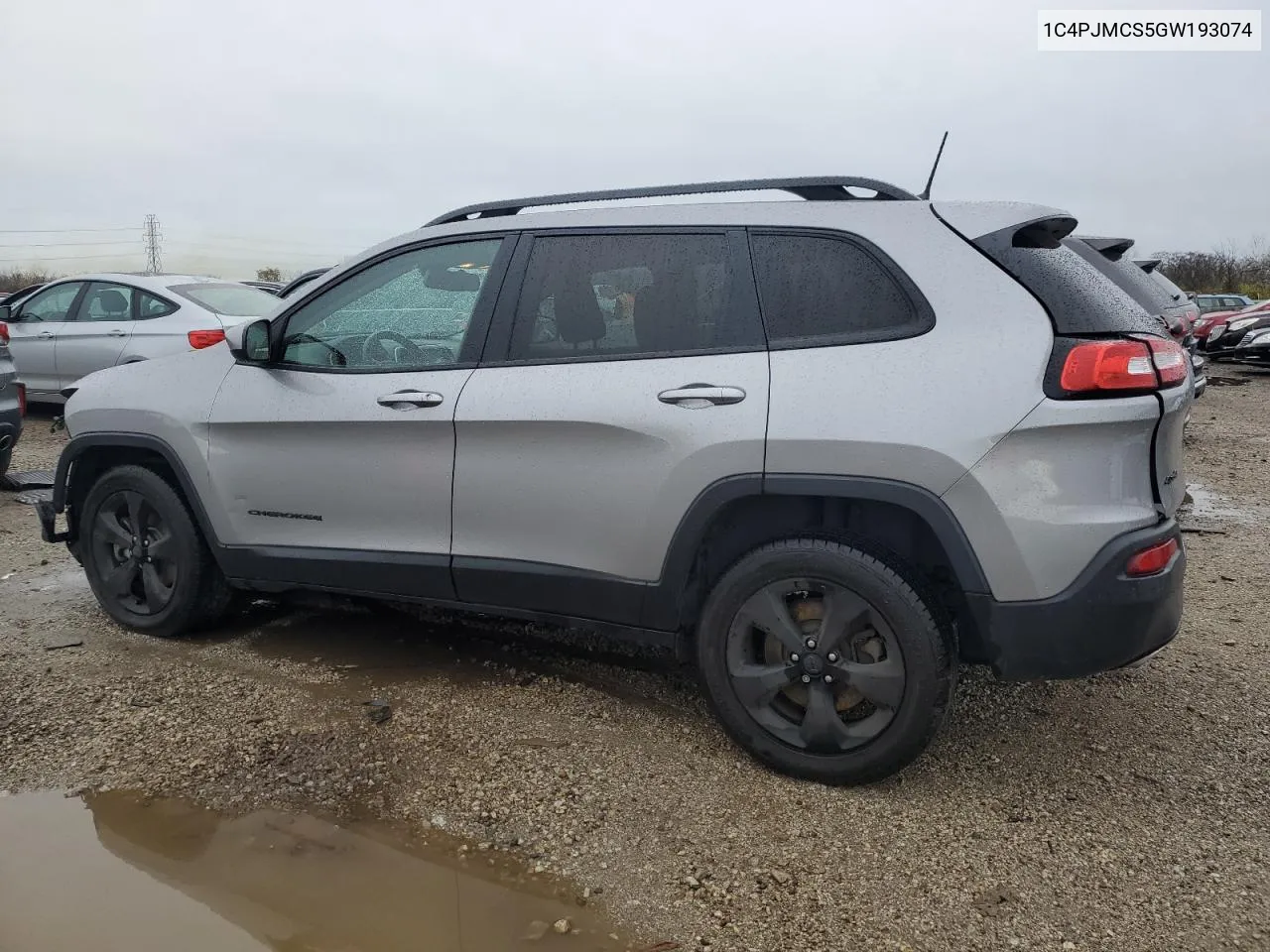 2016 Jeep Cherokee Latitude VIN: 1C4PJMCS5GW193074 Lot: 81172304