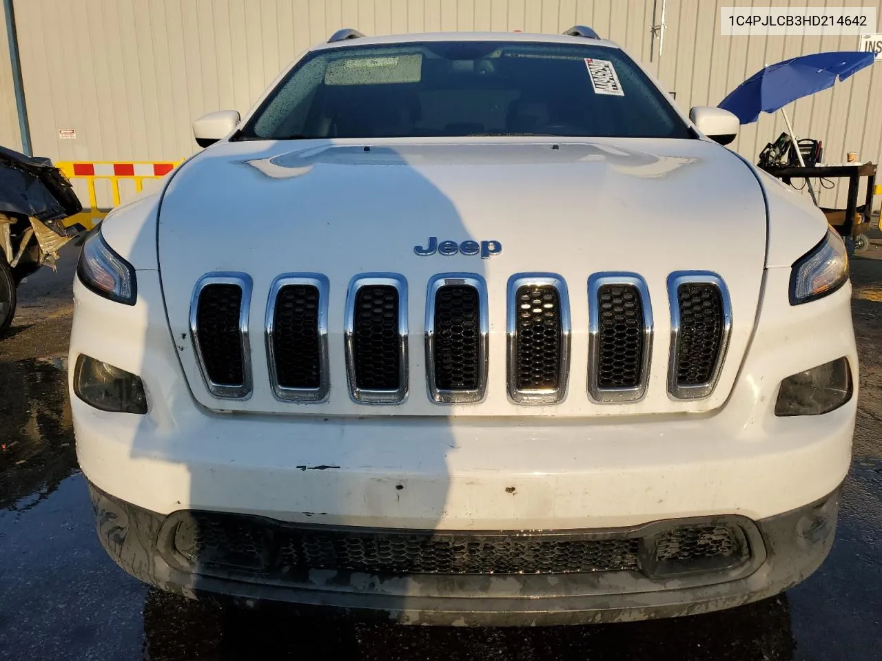 1C4PJLCB3HD214642 2017 Jeep Cherokee Latitude