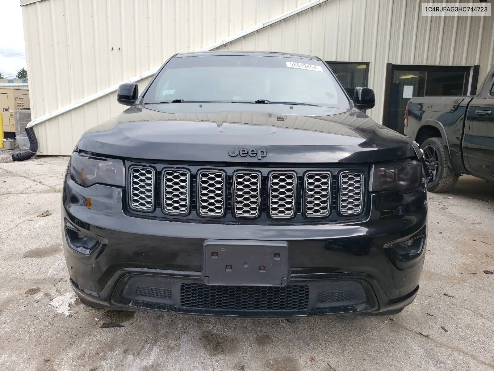 1C4RJFAG3HC744723 2017 Jeep Grand Cherokee Laredo