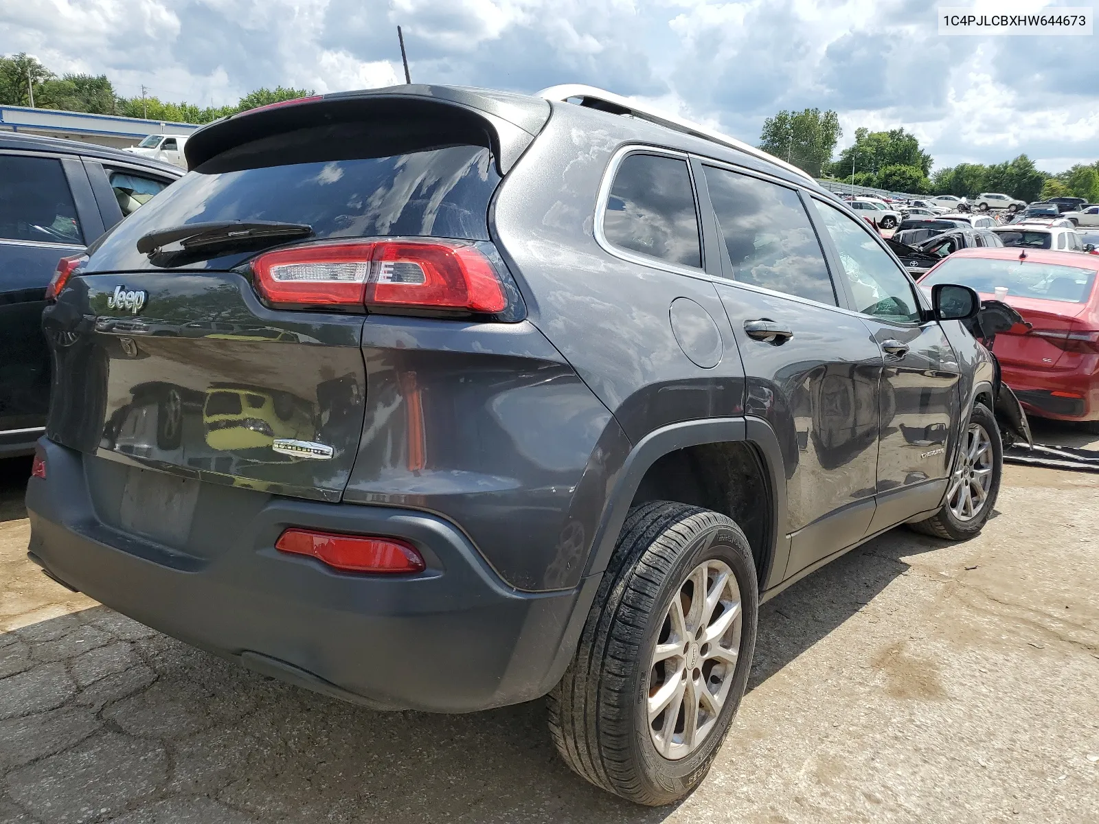 1C4PJLCBXHW644673 2017 Jeep Cherokee Latitude