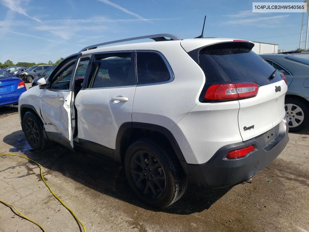 1C4PJLCB2HW540565 2017 Jeep Cherokee Latitude