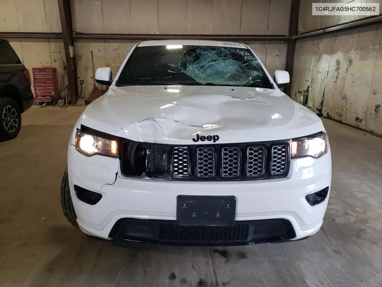 2017 Jeep Grand Cherokee Laredo VIN: 1C4RJFAG5HC700562 Lot: 58693274