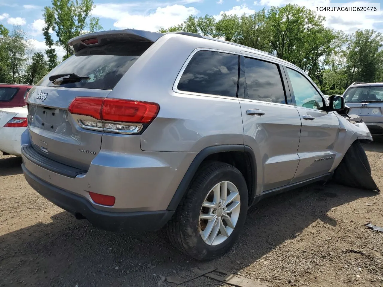 1C4RJFAG6HC620476 2017 Jeep Grand Cherokee Laredo