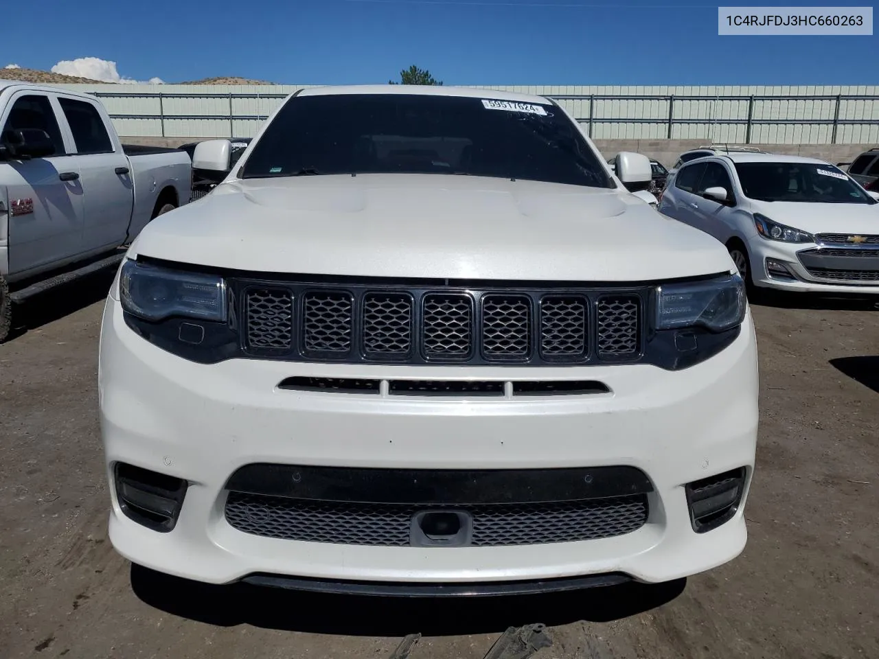 1C4RJFDJ3HC660263 2017 Jeep Grand Cherokee Srt-8