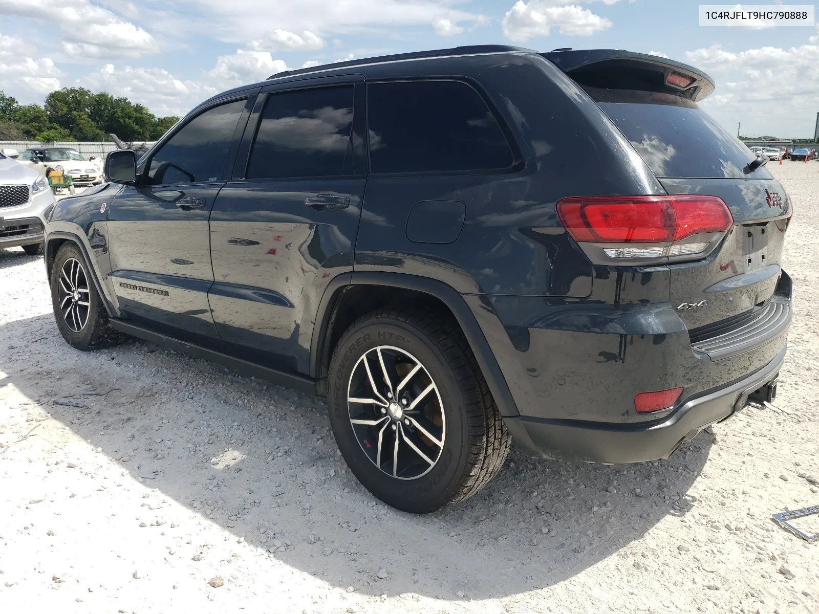 1C4RJFLT9HC790888 2017 Jeep Grand Cherokee Trailhawk