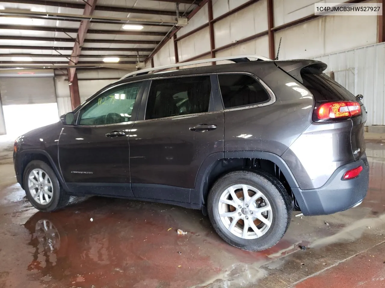 2017 Jeep Cherokee Latitude VIN: 1C4PJMCB3HW527927 Lot: 61243154