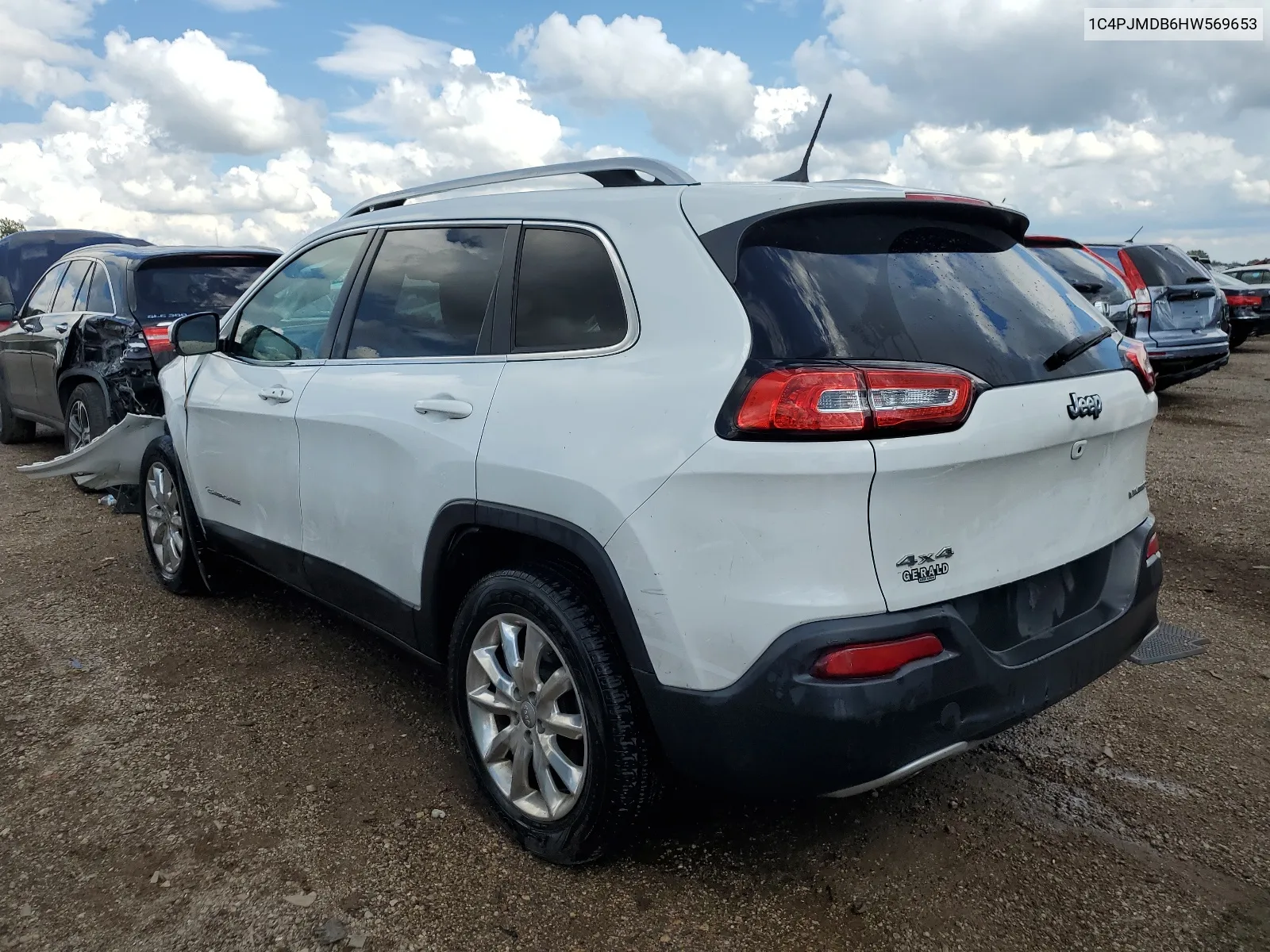 1C4PJMDB6HW569653 2017 Jeep Cherokee Limited