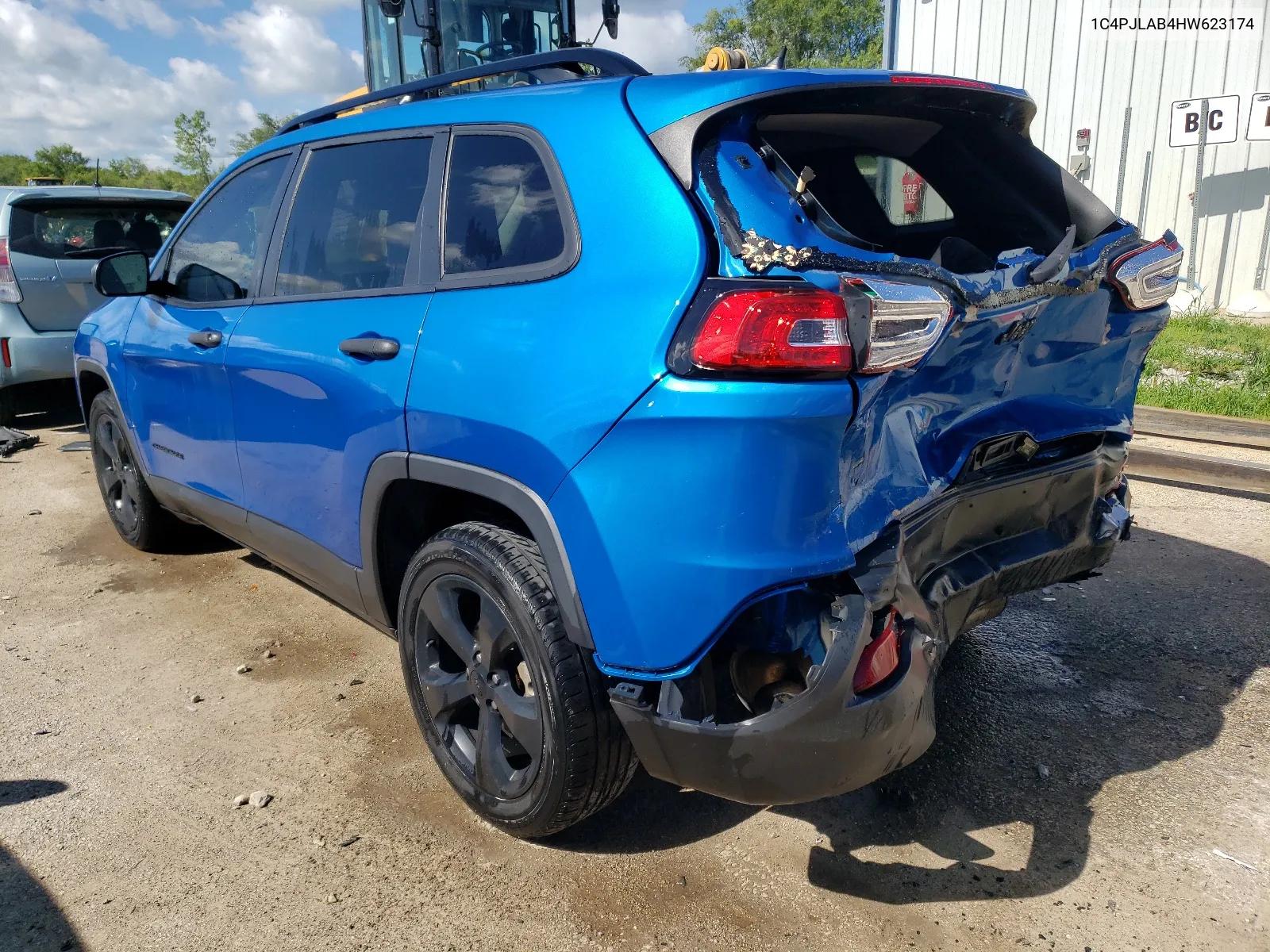 1C4PJLAB4HW623174 2017 Jeep Cherokee Sport