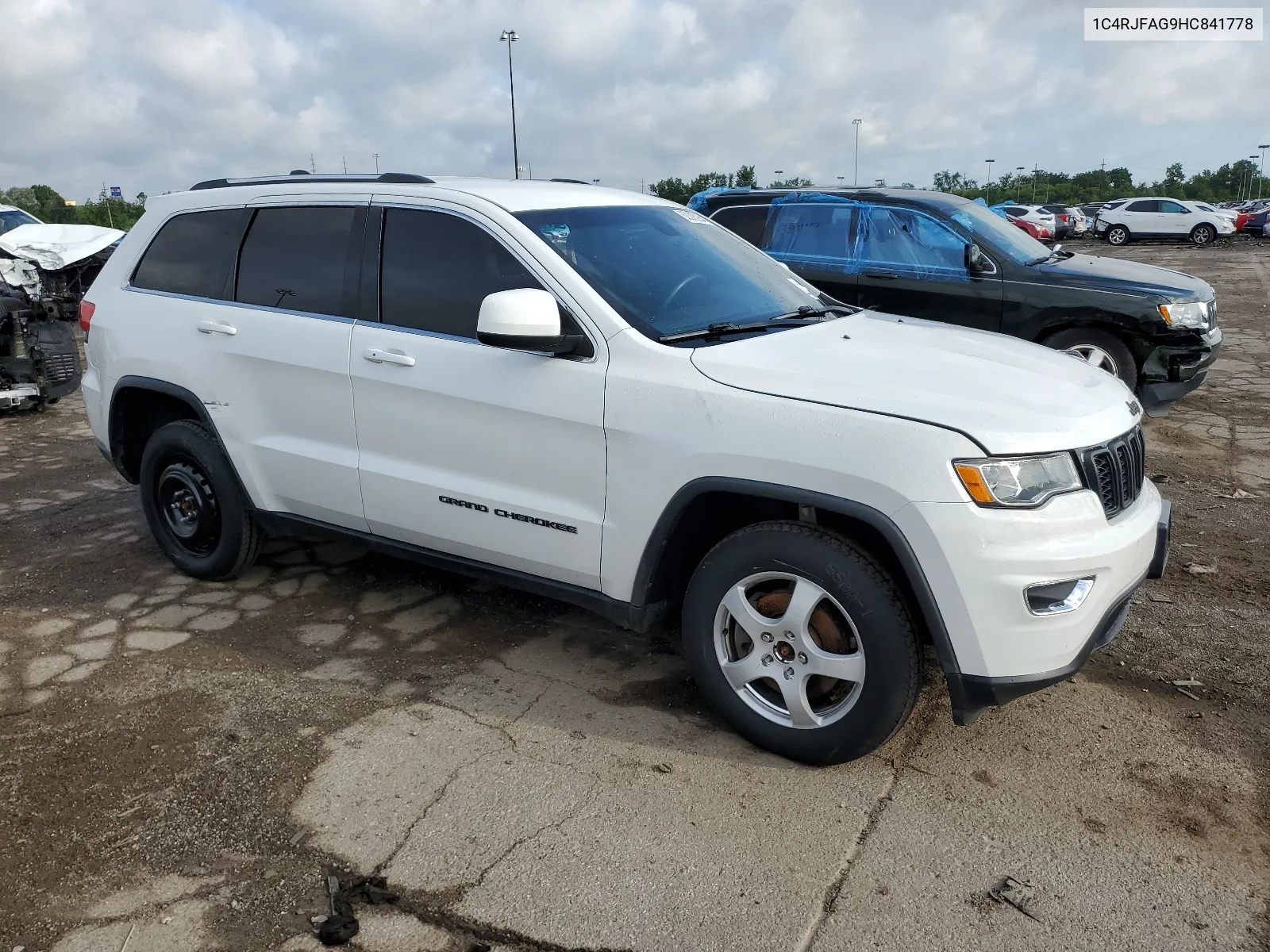 1C4RJFAG9HC841778 2017 Jeep Grand Cherokee Laredo