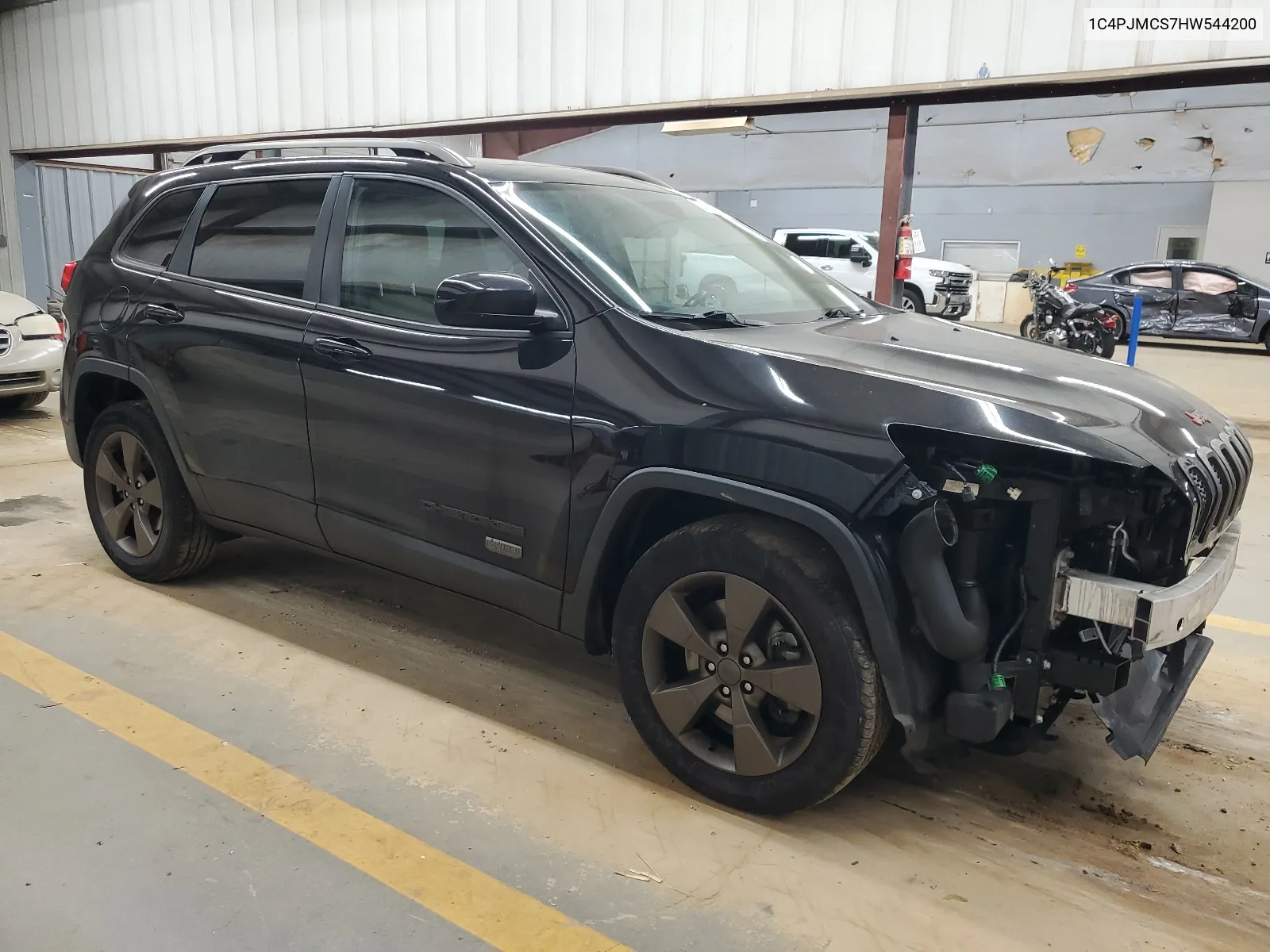 1C4PJMCS7HW544200 2017 Jeep Cherokee Latitude