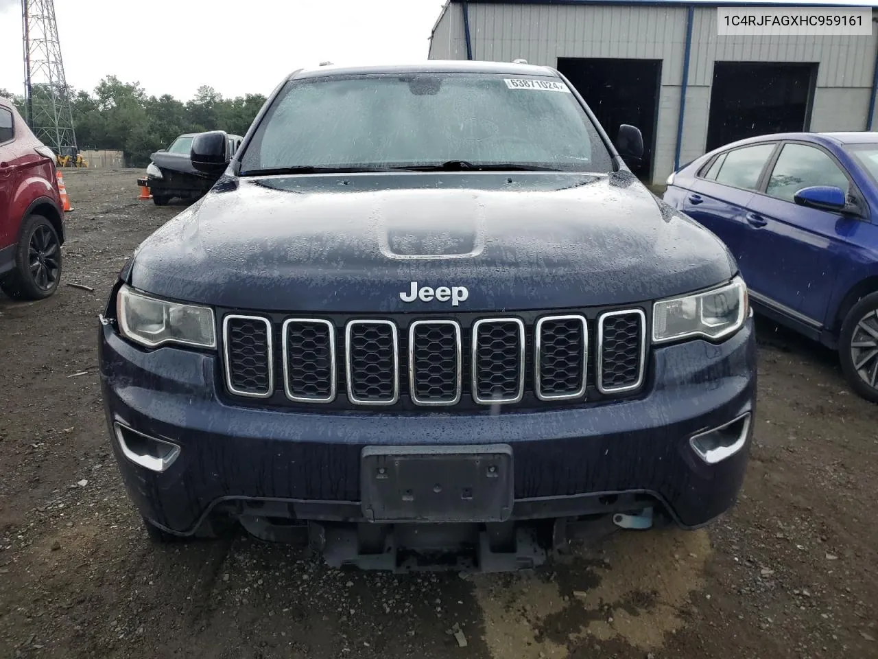 1C4RJFAGXHC959161 2017 Jeep Grand Cherokee Laredo