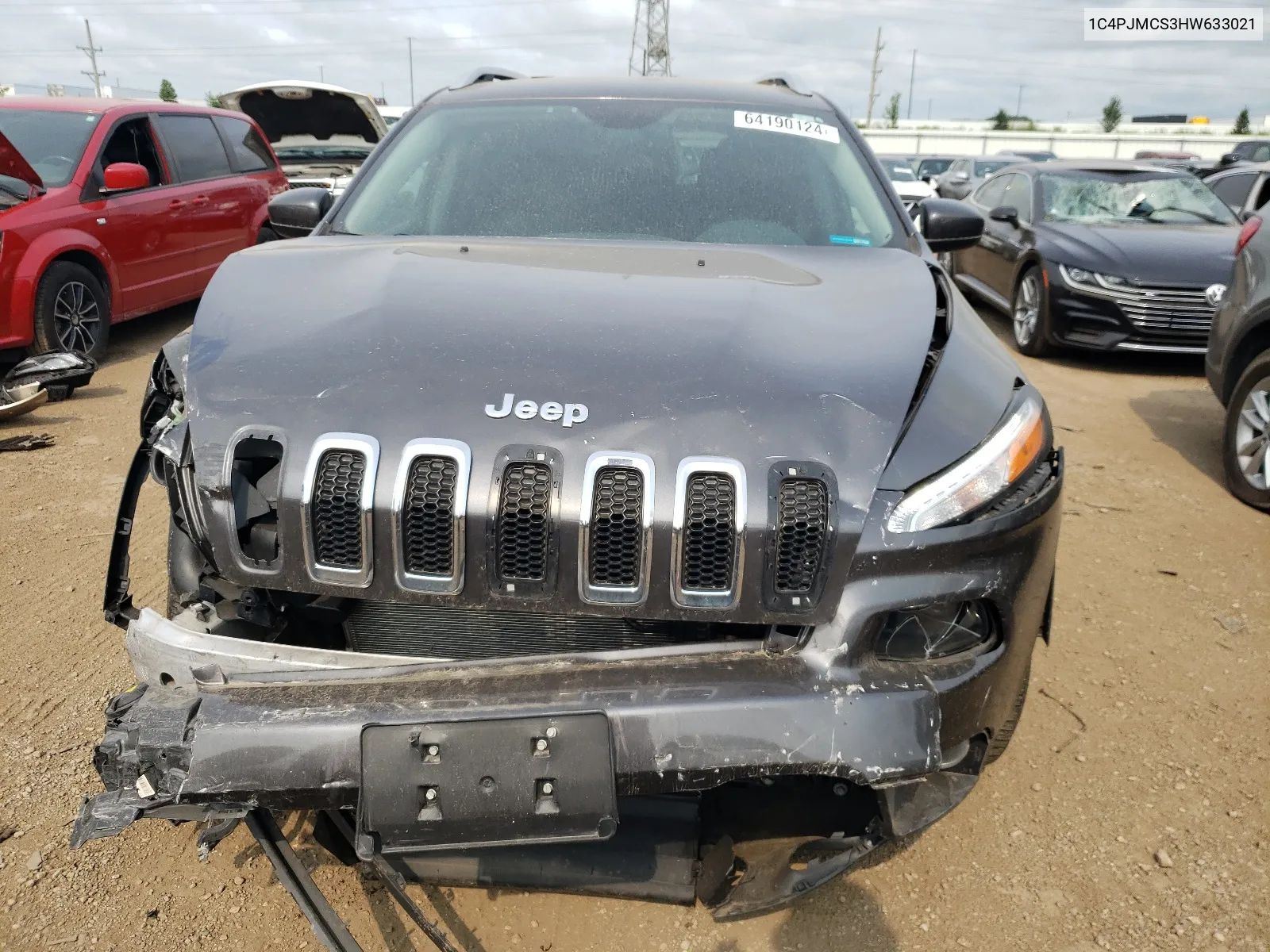 2017 Jeep Cherokee Latitude VIN: 1C4PJMCS3HW633021 Lot: 64190124