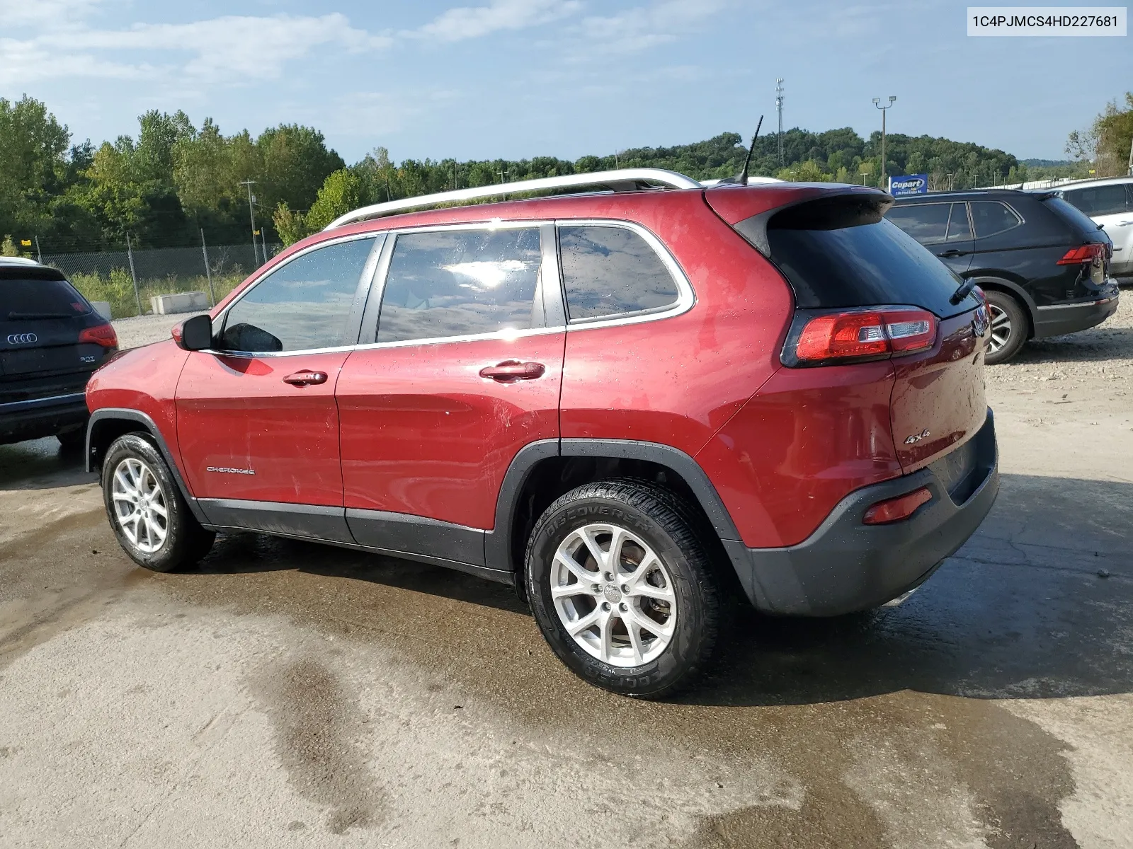 2017 Jeep Cherokee Latitude VIN: 1C4PJMCS4HD227681 Lot: 65198694