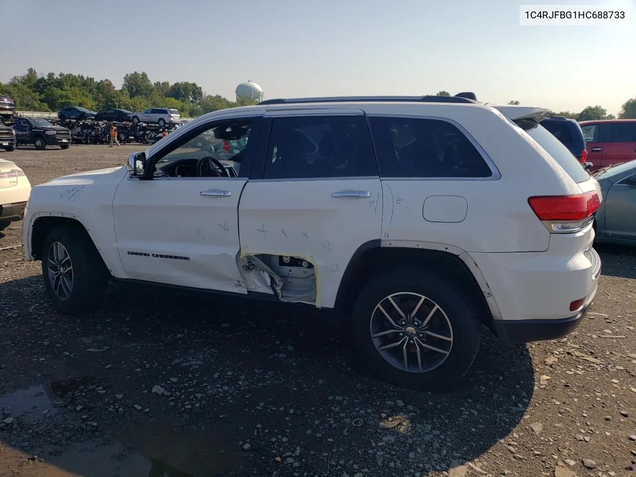 1C4RJFBG1HC688733 2017 Jeep Grand Cherokee Limited