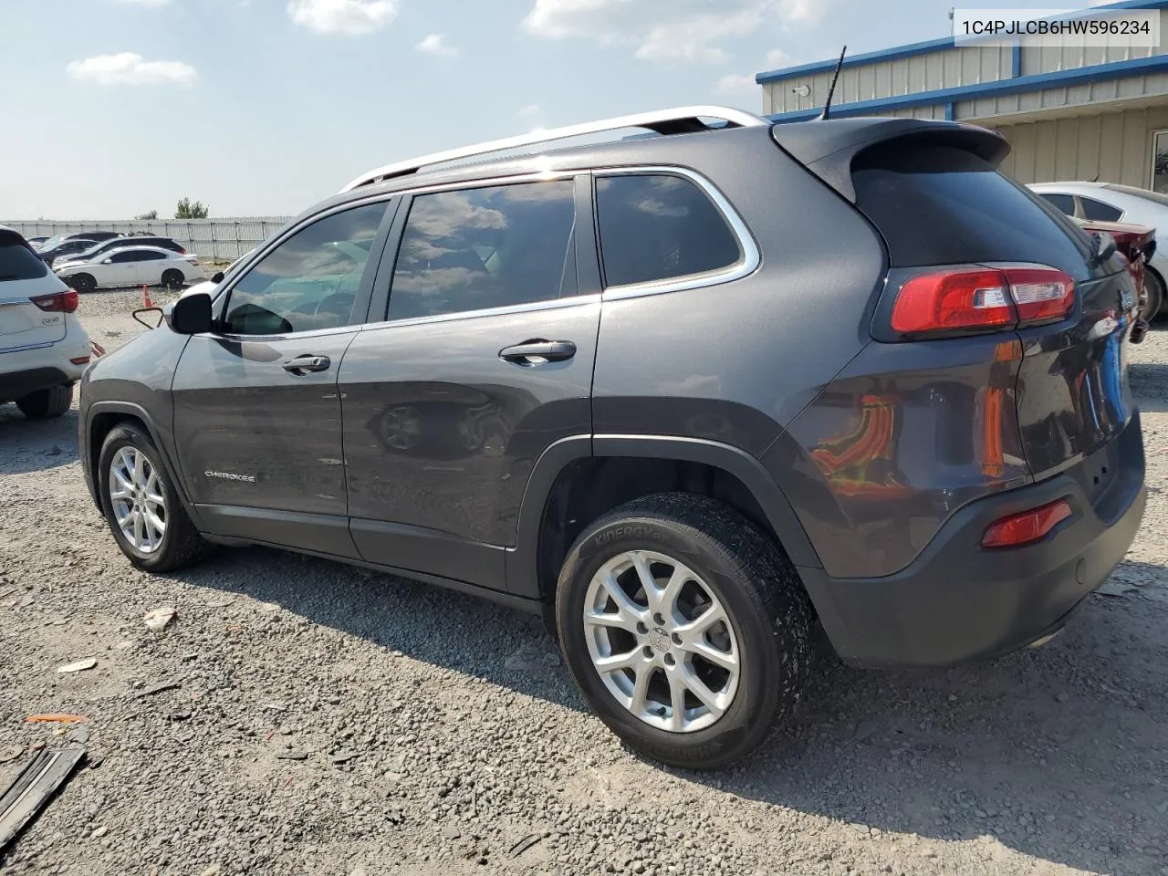 2017 Jeep Cherokee Latitude VIN: 1C4PJLCB6HW596234 Lot: 66164404