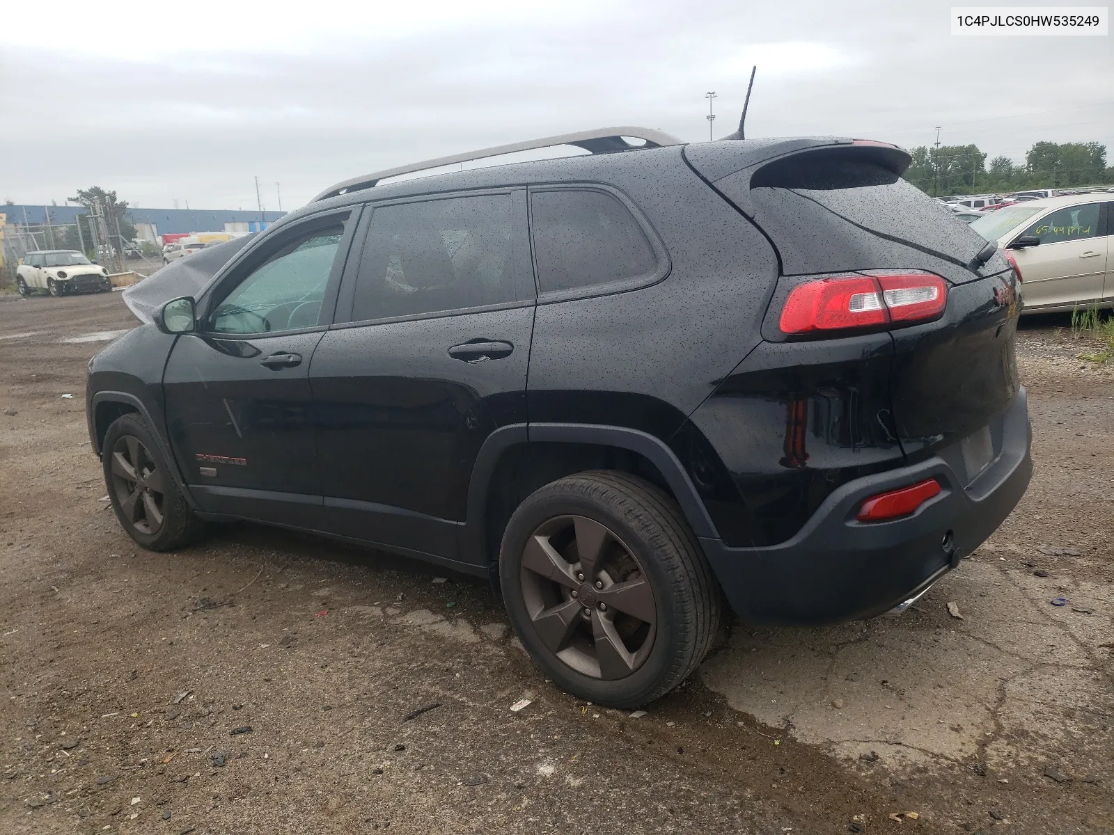 1C4PJLCS0HW535249 2017 Jeep Cherokee Latitude