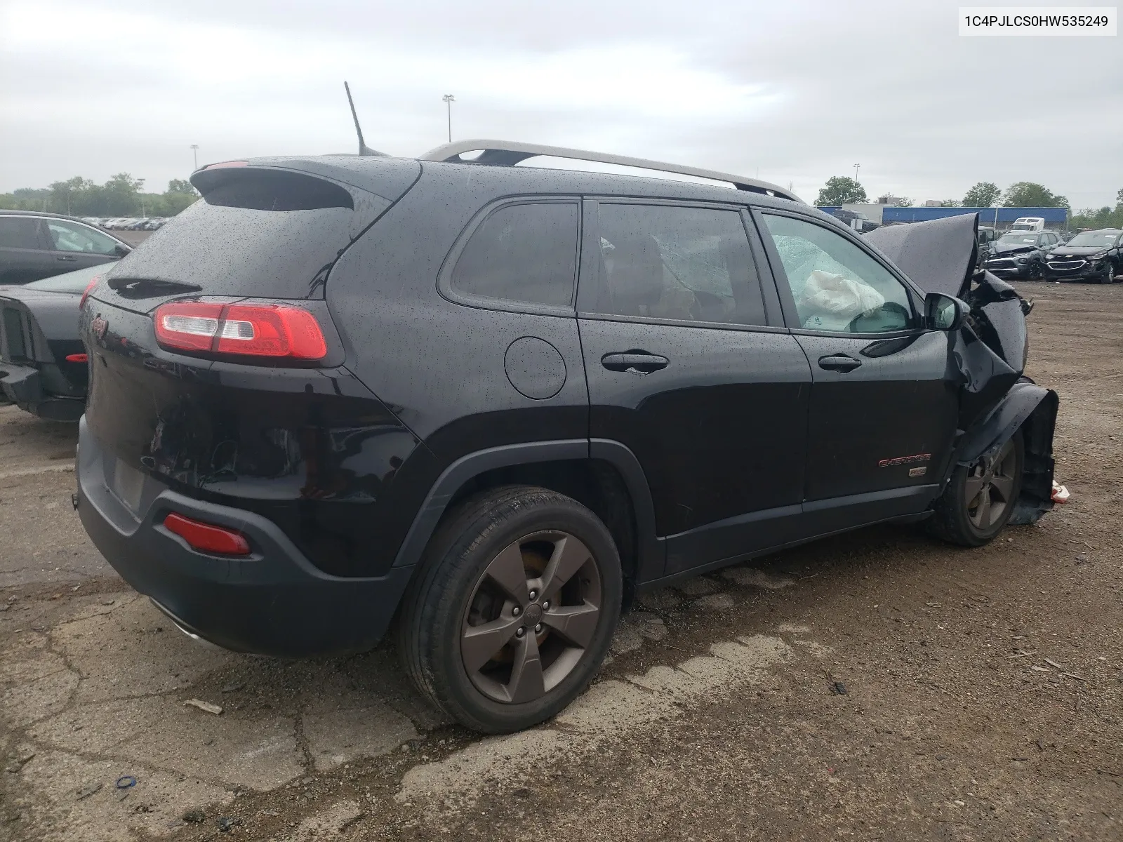 1C4PJLCS0HW535249 2017 Jeep Cherokee Latitude