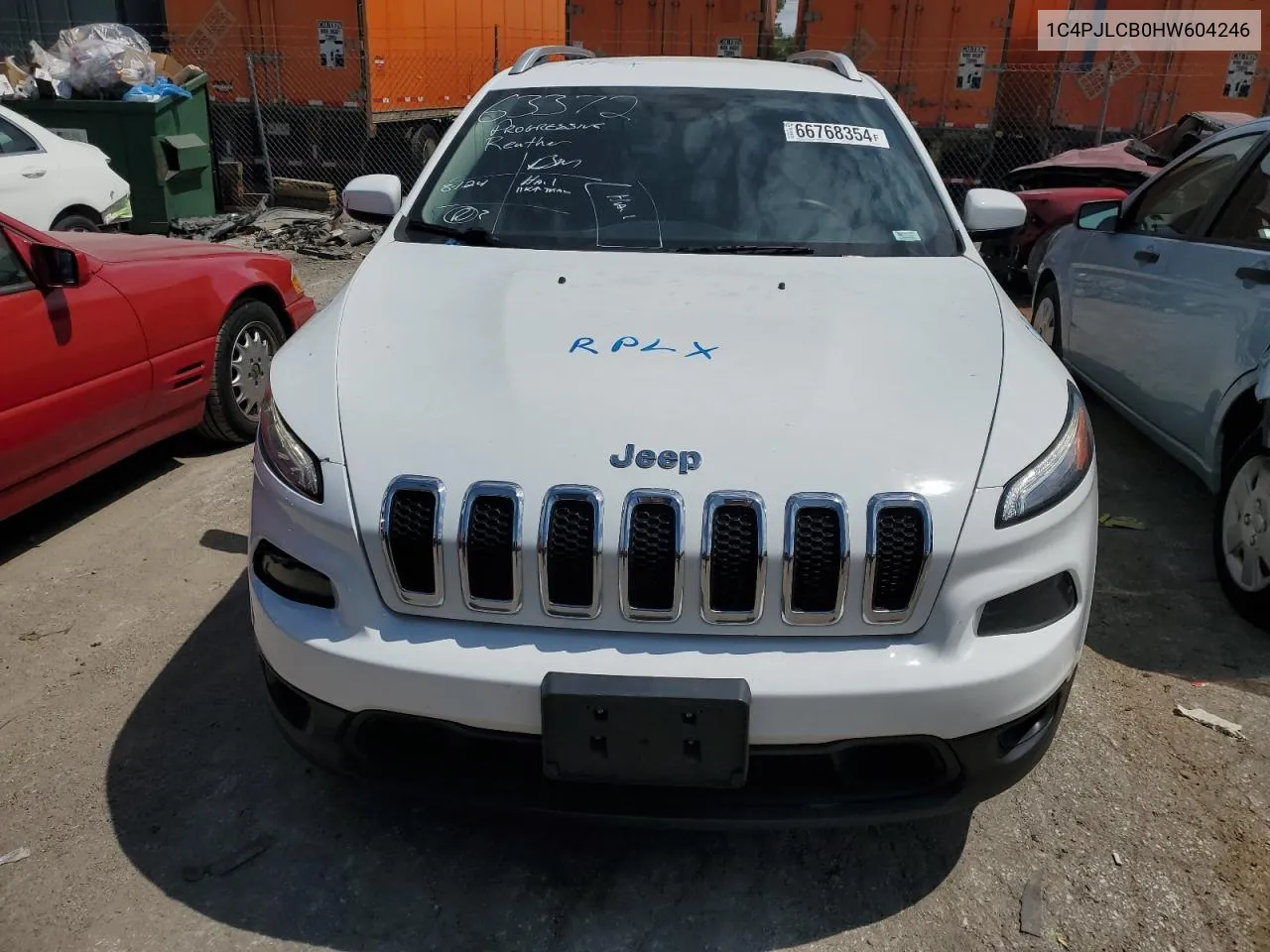 2017 Jeep Cherokee Latitude VIN: 1C4PJLCB0HW604246 Lot: 66768354