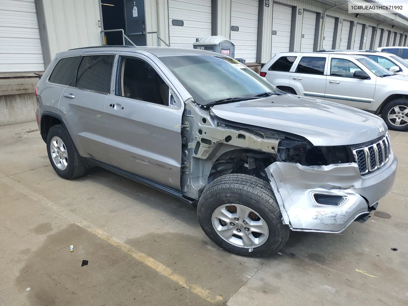 2017 Jeep Grand Cherokee Laredo VIN: 1C4RJEAG1HC671992 Lot: 66908794