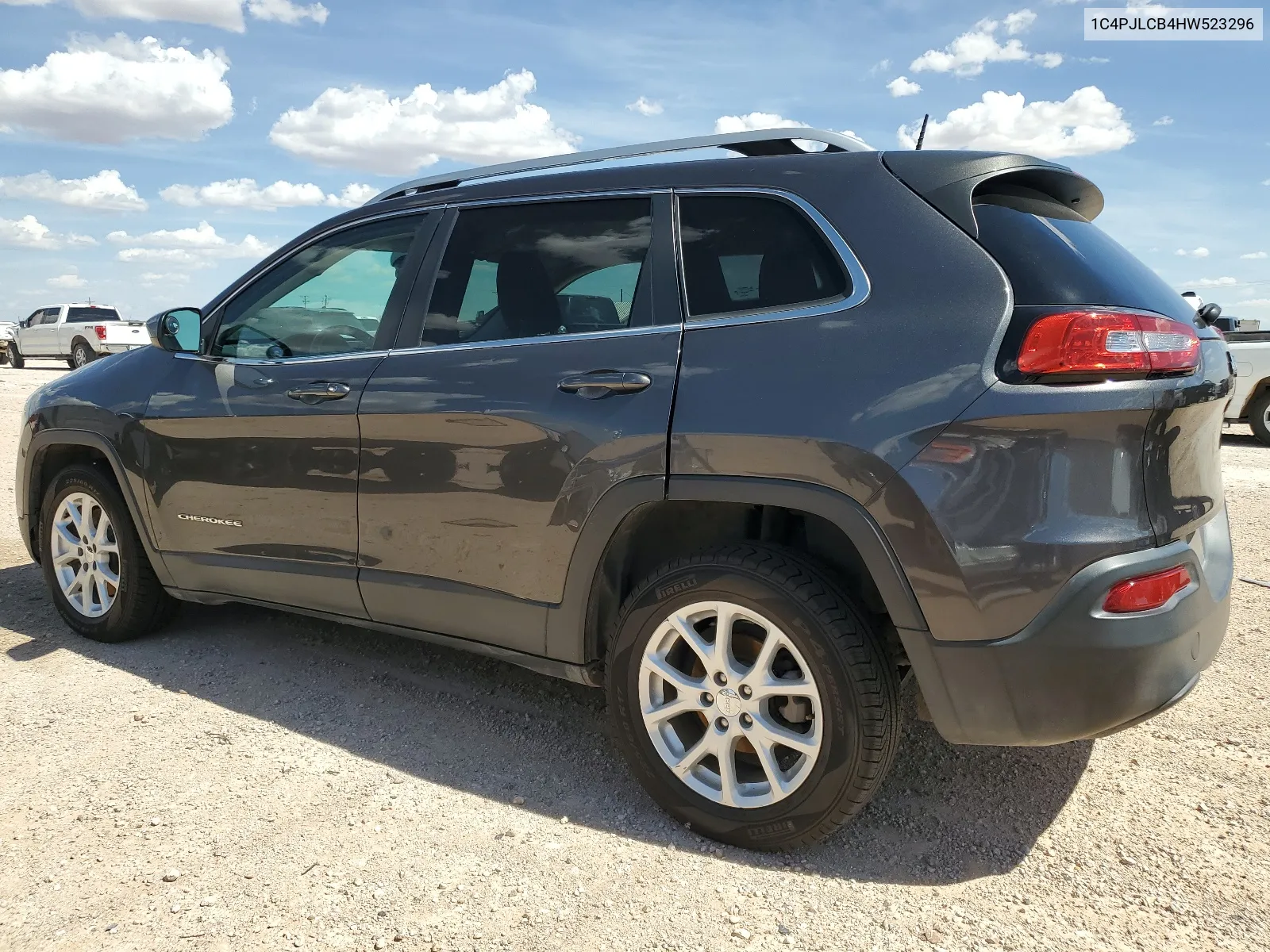 2017 Jeep Cherokee Latitude VIN: 1C4PJLCB4HW523296 Lot: 66998744