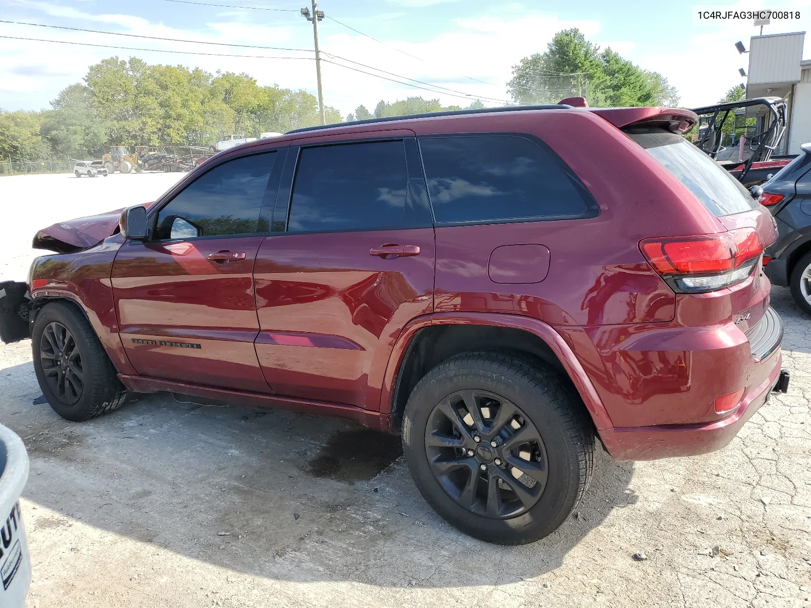 1C4RJFAG3HC700818 2017 Jeep Grand Cherokee Laredo