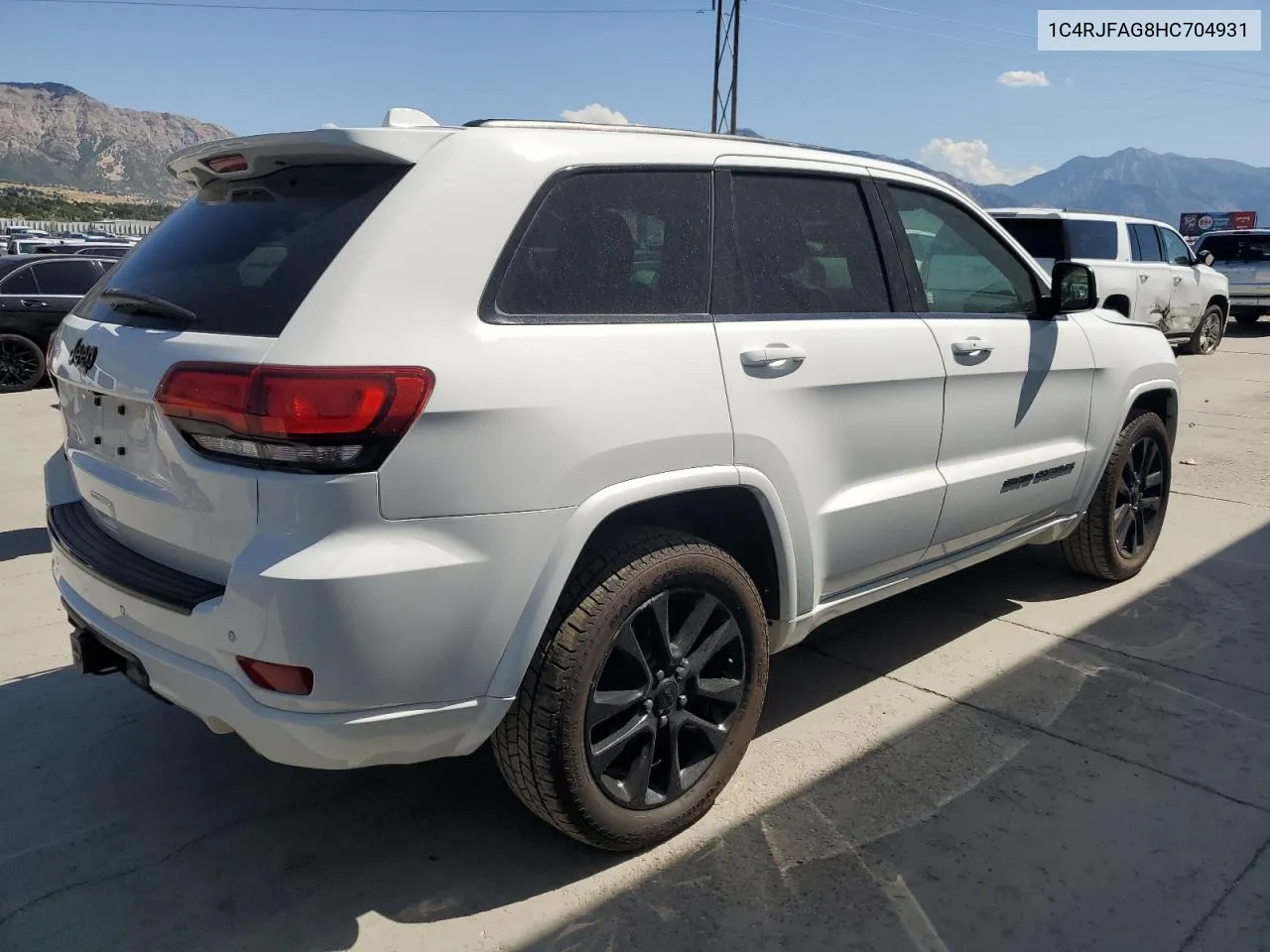 1C4RJFAG8HC704931 2017 Jeep Grand Cherokee Laredo