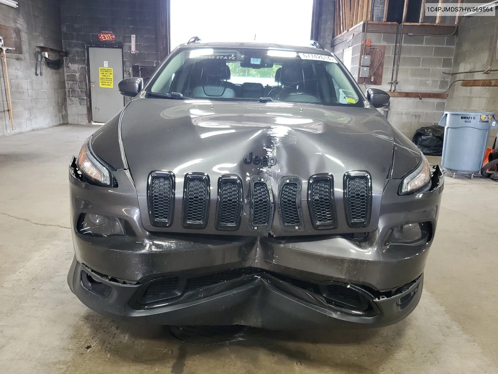 1C4PJMDS7HW569564 2017 Jeep Cherokee Limited