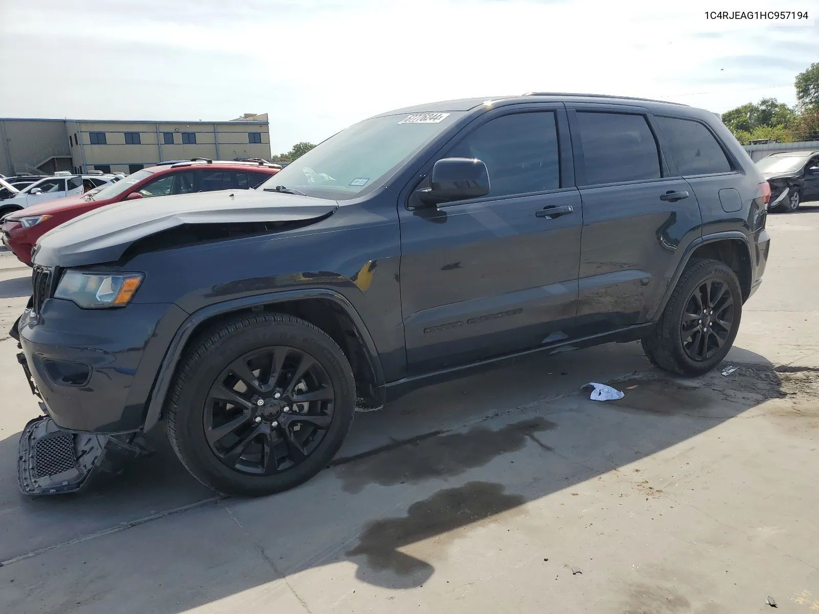 2017 Jeep Grand Cherokee Laredo VIN: 1C4RJEAG1HC957194 Lot: 67776244