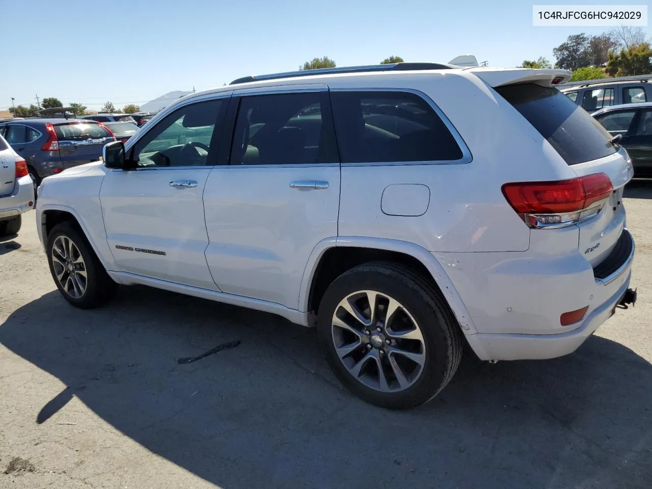 2017 Jeep Grand Cherokee Overland VIN: 1C4RJFCG6HC942029 Lot: 68093354