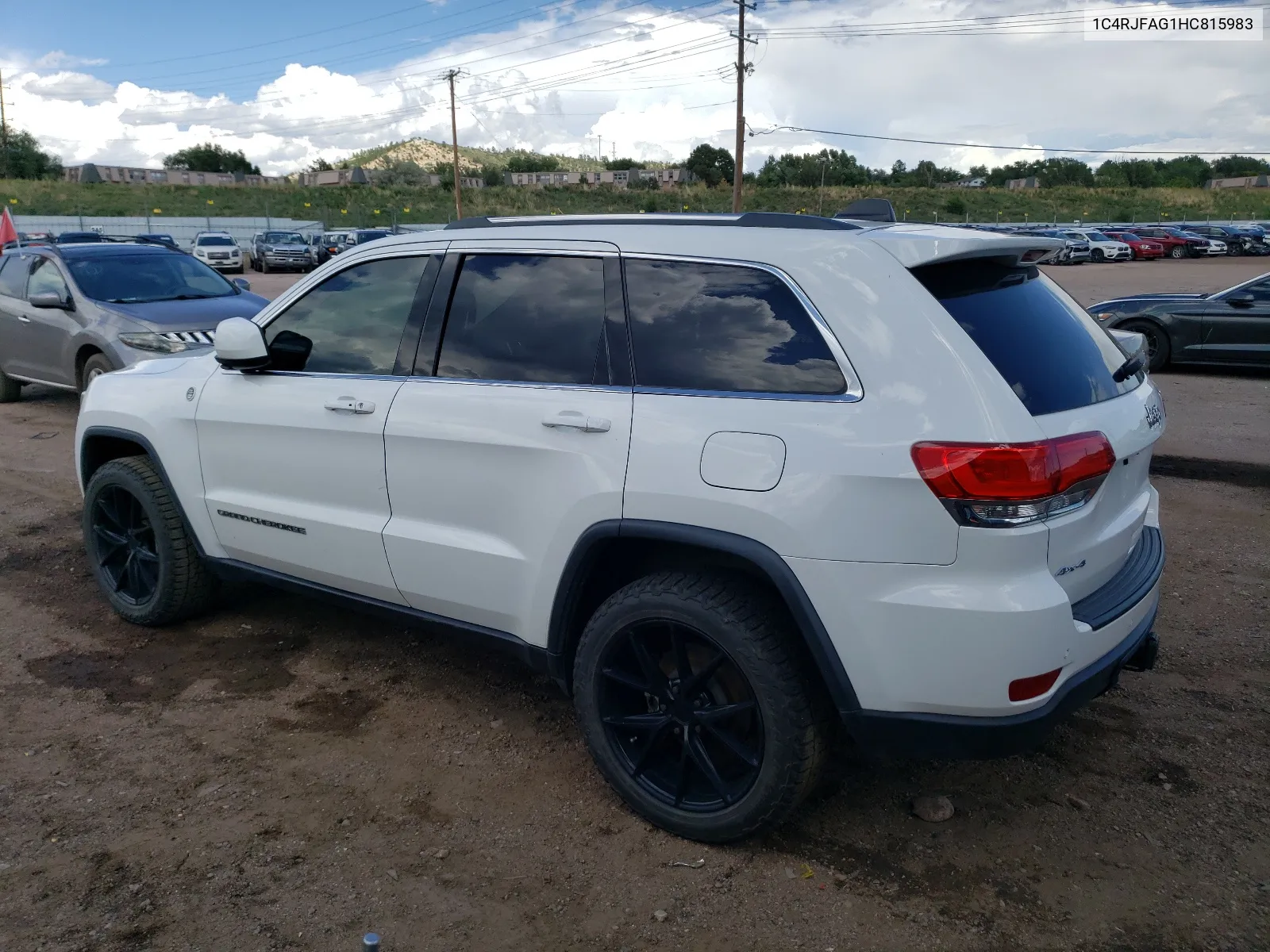 1C4RJFAG1HC815983 2017 Jeep Grand Cherokee Laredo