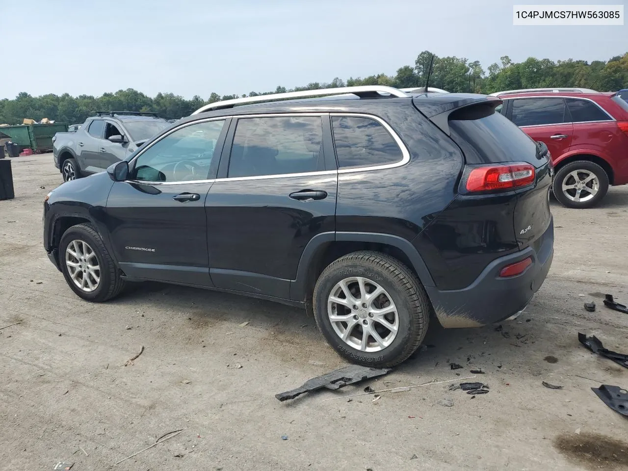 2017 Jeep Cherokee Latitude VIN: 1C4PJMCS7HW563085 Lot: 68522864