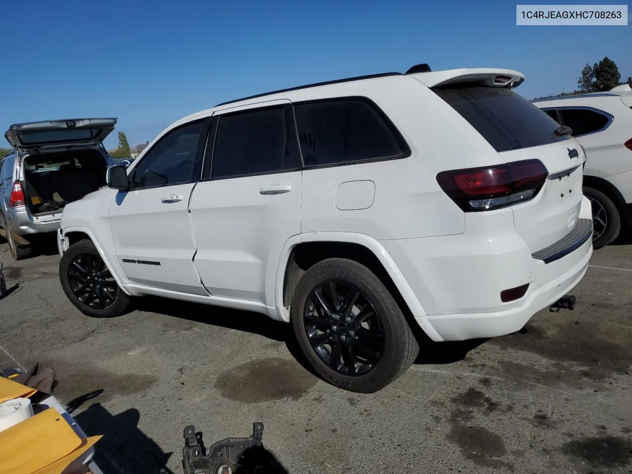 1C4RJEAGXHC708263 2017 Jeep Grand Cherokee Laredo