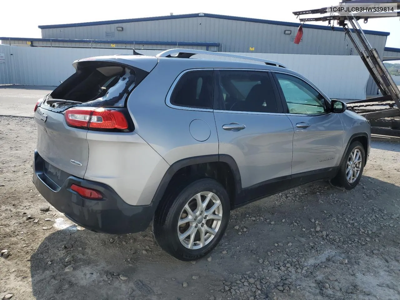 2017 Jeep Cherokee Latitude VIN: 1C4PJLCB3HW539814 Lot: 68987504