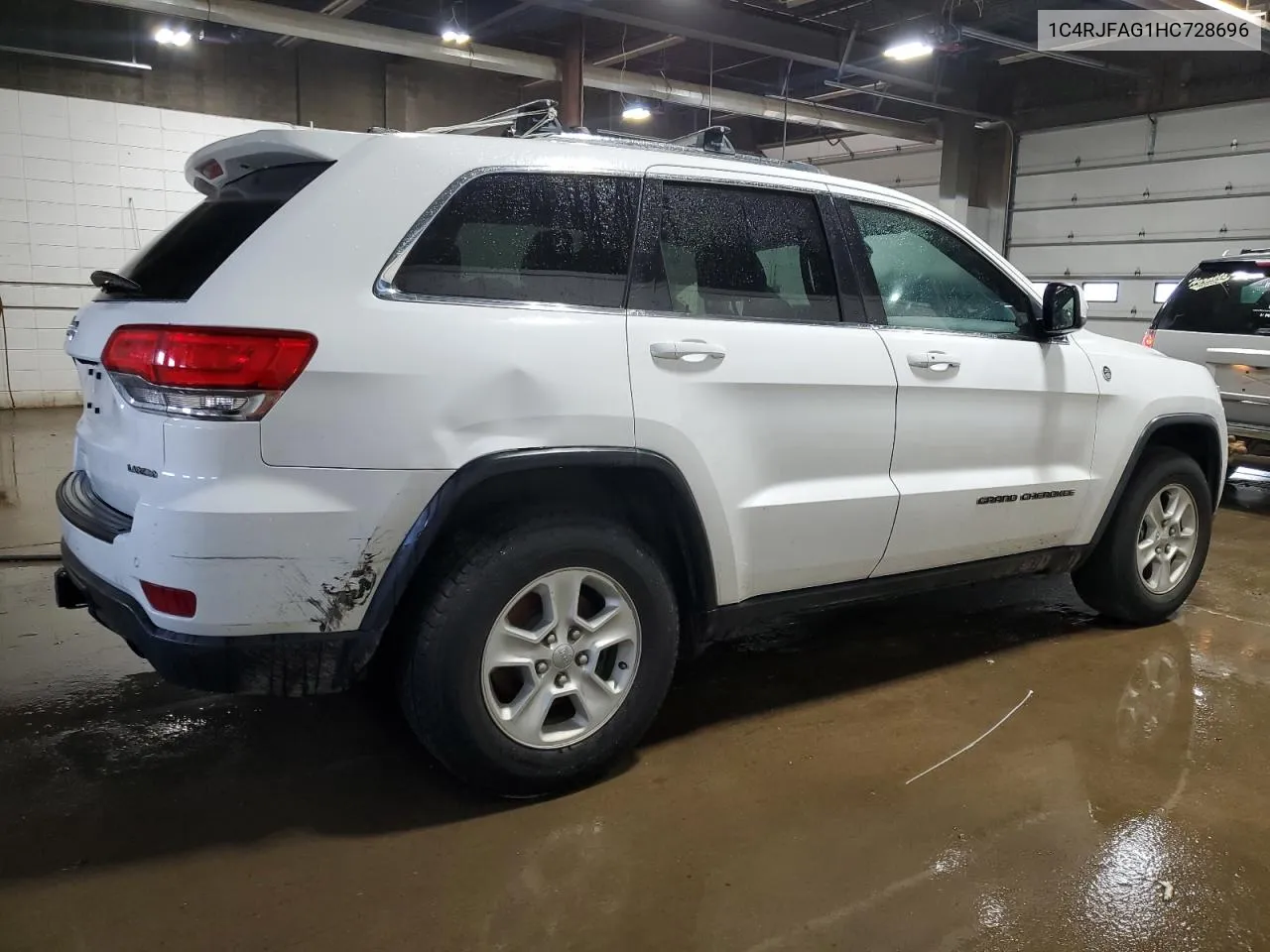 1C4RJFAG1HC728696 2017 Jeep Grand Cherokee Laredo