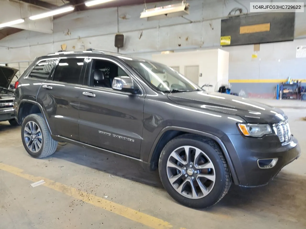 2017 Jeep Grand Cherokee Overland VIN: 1C4RJFCG3HC729622 Lot: 69918174