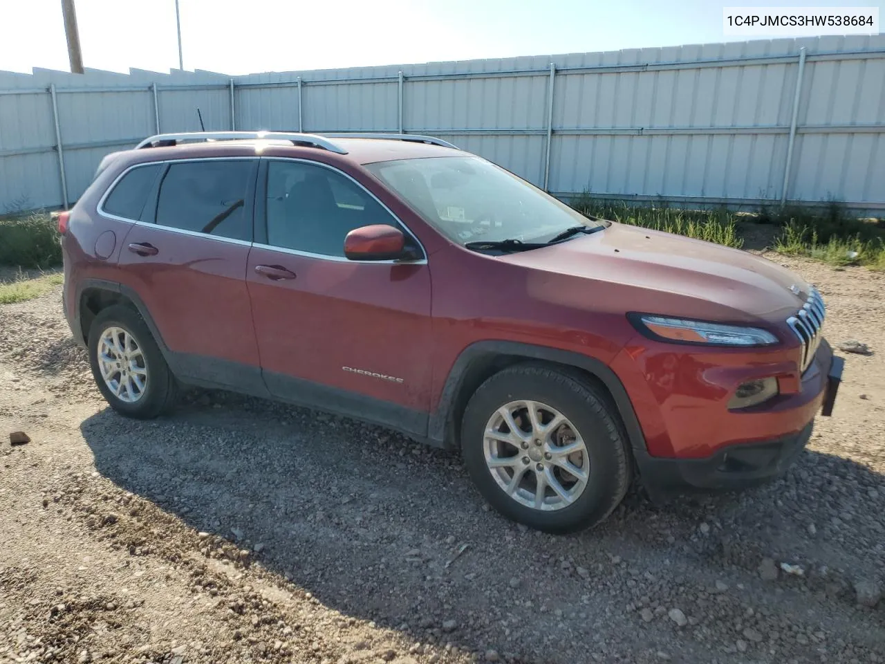 1C4PJMCS3HW538684 2017 Jeep Cherokee Latitude