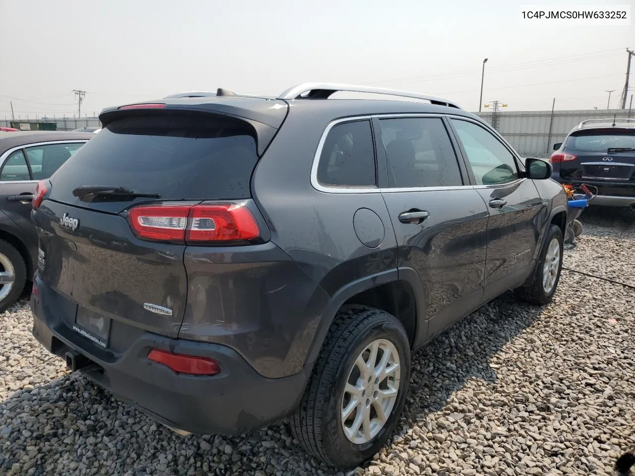 1C4PJMCS0HW633252 2017 Jeep Cherokee Latitude