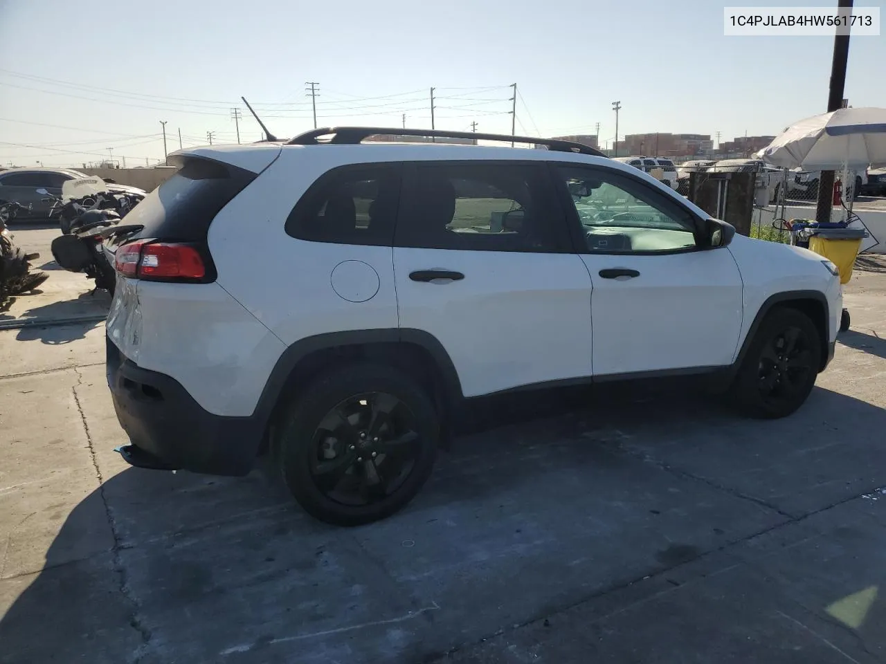 1C4PJLAB4HW561713 2017 Jeep Cherokee Sport