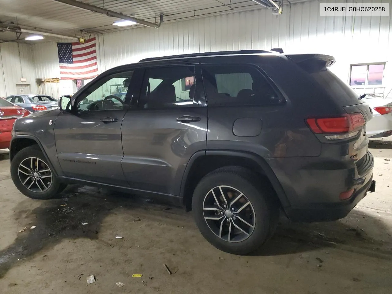 1C4RJFLG0HC620258 2017 Jeep Grand Cherokee Trailhawk